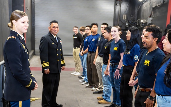 Future Servicemembers Swear in at San Diego Seals Lacrosse Game