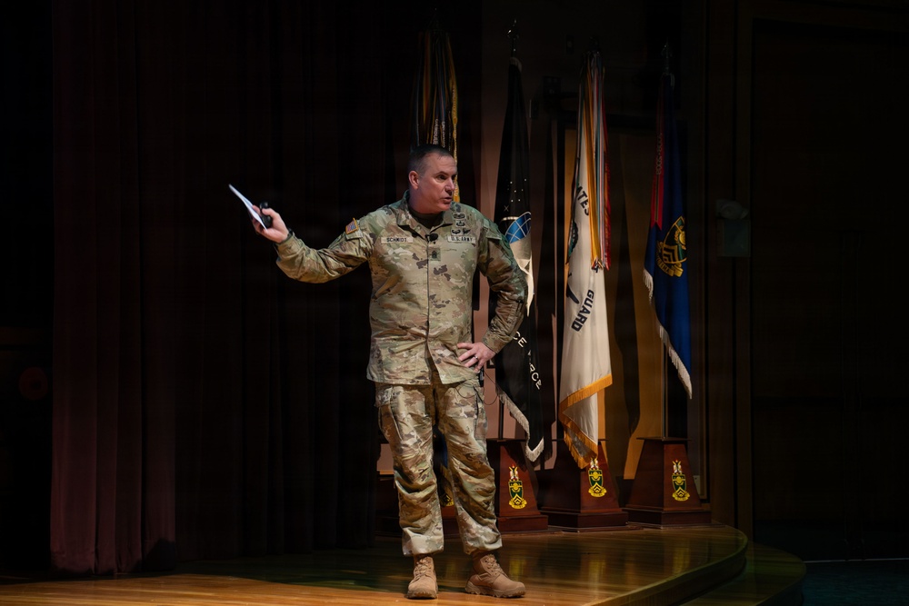 USARPAC visit to NCOLCoE