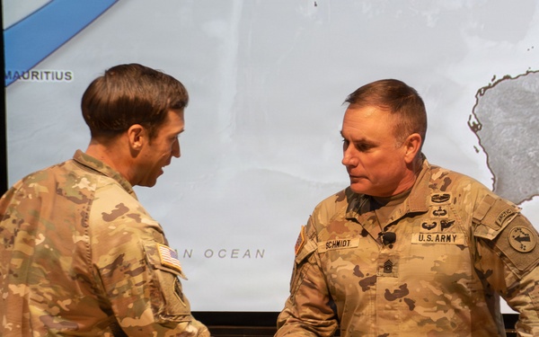 USARPAC visit to NCOLCoE