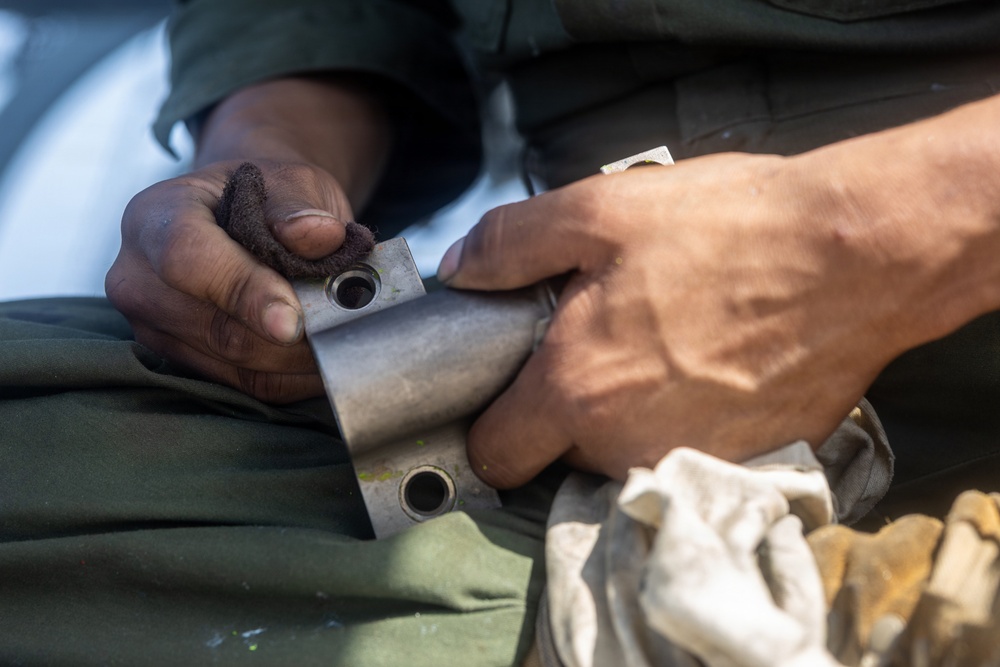 22nd MEU(SOC) | VMM-263 (Reinforced) Marines Conduct Intermediate Level Maintenance