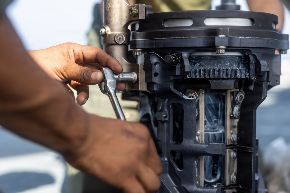 22nd MEU(SOC) | VMM-263 (Reinforced) Marines Conduct Intermediate Level Maintenance