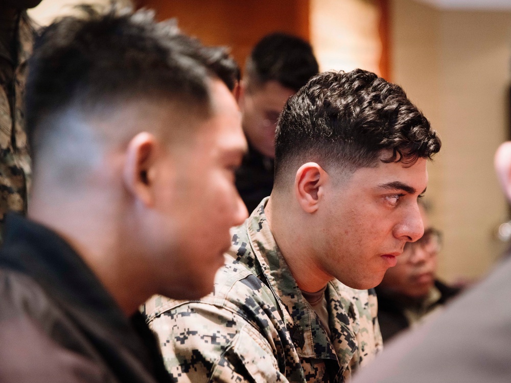 MRF-SEA Marines, Philippine Service Members conduct Joint Tactical Assault Kit Training