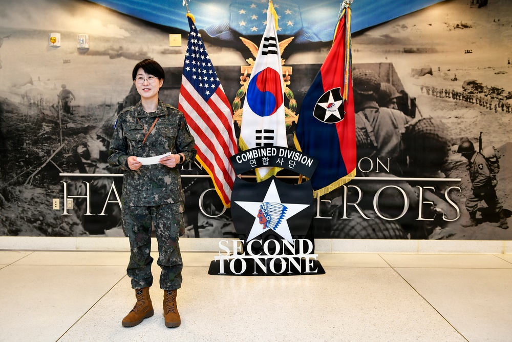 2d Infantry Division/ROK-U.S. Combined Division Commanding General of the ROK patching ceremony