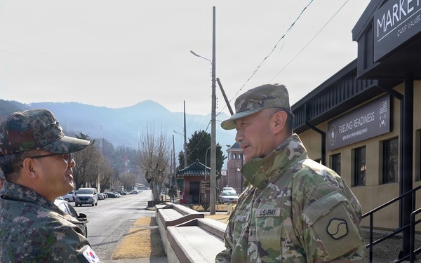 ROK Army Logistics Command commander meets 19th ESC leadership at Camp Walker