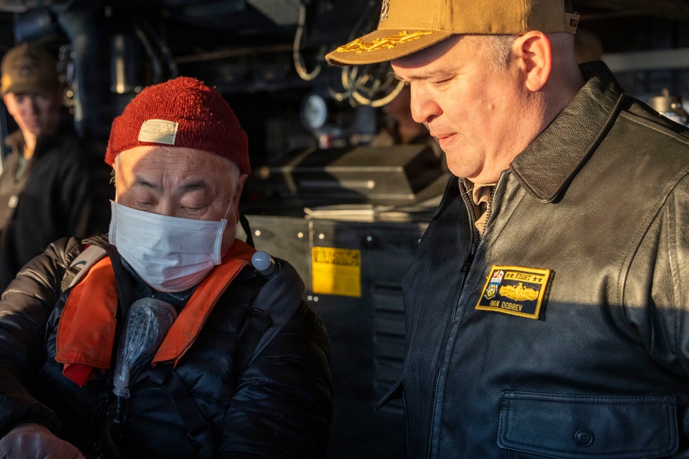 USS Dewey Departs from Kushiro, Japan