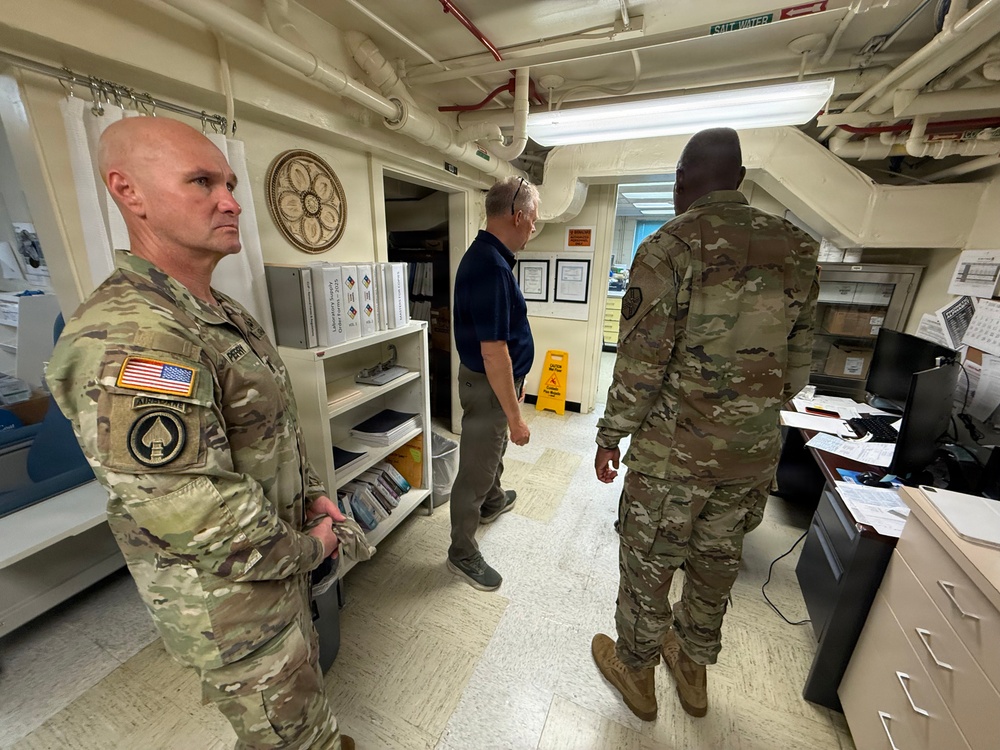 IMCOM Command Team Visit Kwajalein Atoll
