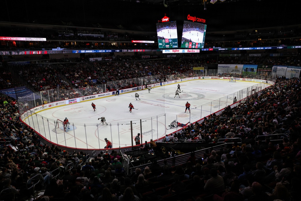 Iowa National Guard rappel team at Iowa Wild game