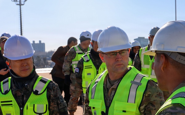 Transportation Command Leadership surveys Korean Rotational Forces Exercise