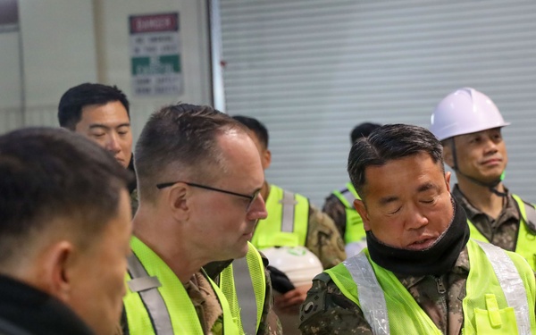 Transportation Command Leadership surveys Korean Rotational Forces Exercise