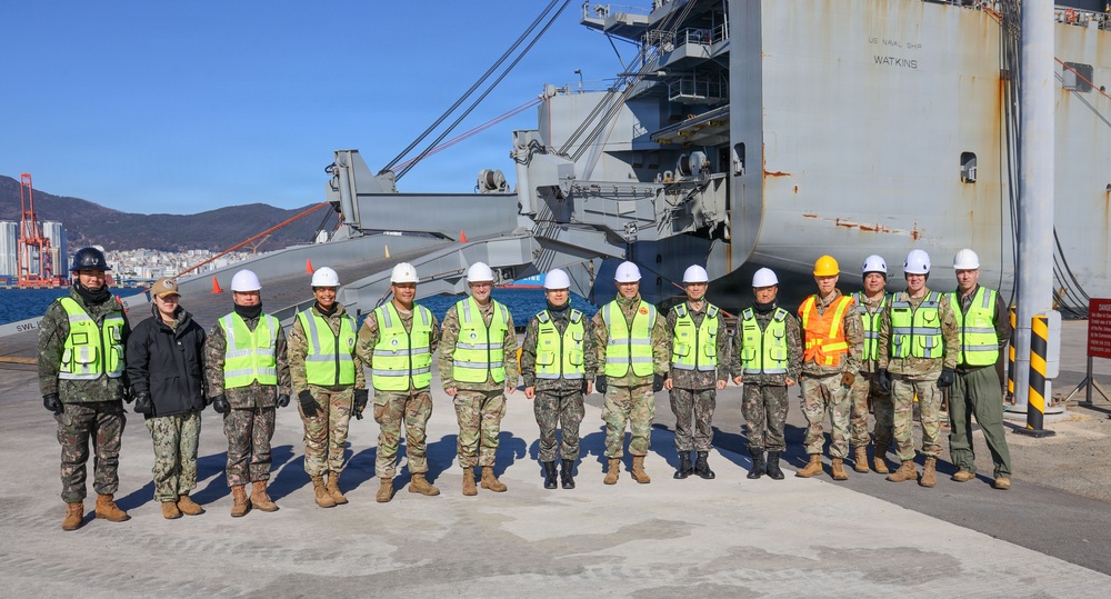 Transportation Command Leadership surveys Korean Rotational Forces Exercise