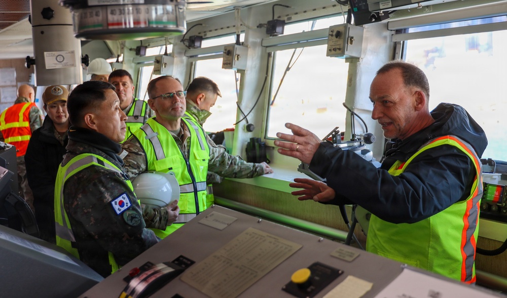 Transportation Command Leadership surveys Korean Rotational Forces Exercise