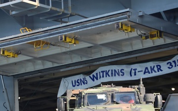 U.S. Army vehicles arrive in Busan during KRF exercise