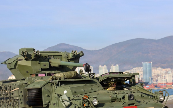 U.S. Army vehicles arrive in Busan during KRF exercise