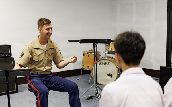 III MEF Band Provides Musical Workshop at Srinakharinwirot University Demonstration