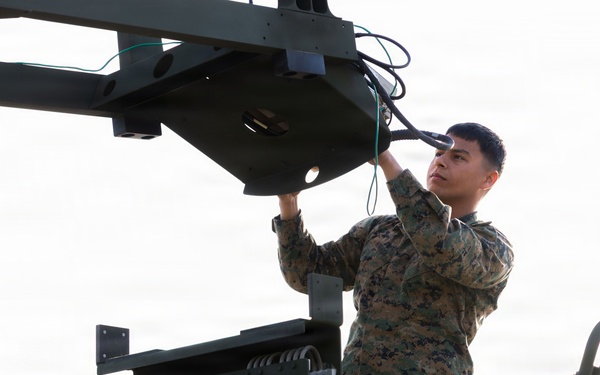 III MEF Marines Conduct Satellite Communication Electromagnetic Interference Training