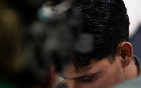 11th MEU Marines, Sailors Disembark USS Boxer