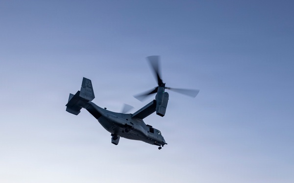 11th MEU Marines, Sailors Disembark USS Boxer