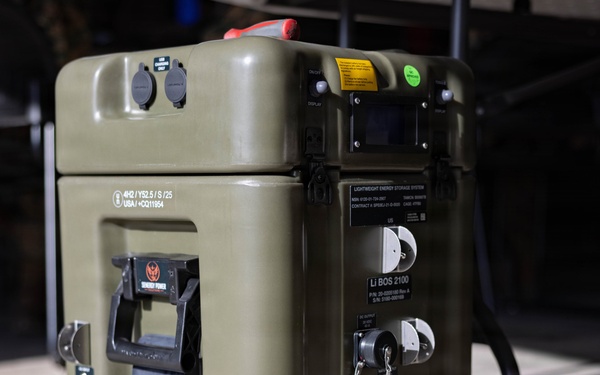 MASS-2 hosts class on Lightweight Energy Storage System