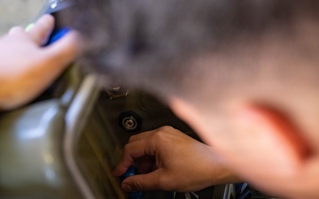 MASS-2 hosts class on Lightweight Energy Storage System