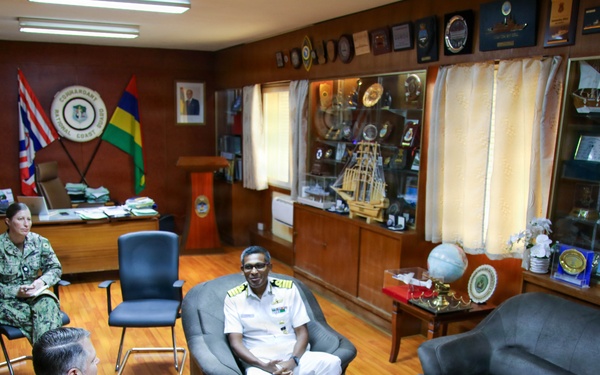 Senior U.S. Leaders Meet with Mauritius Leadership During Cutlass Express 2026