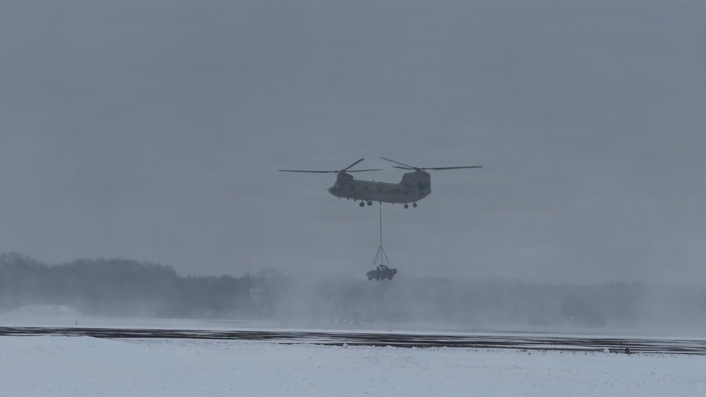 12th CAB conducts sling load operations with Dutch allies at AMTEC 26-01