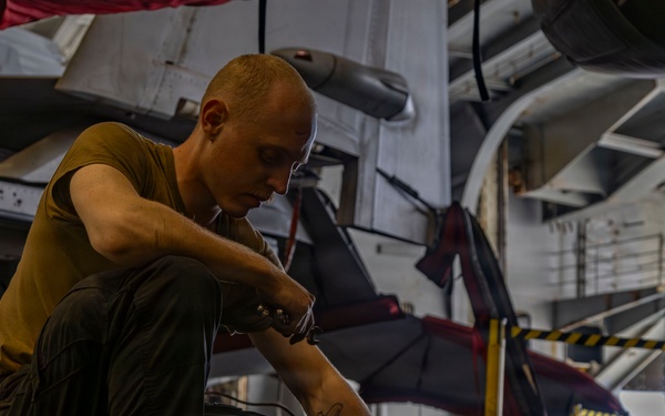 Abraham Lincoln Conducts Routine Aircraft Maintenance