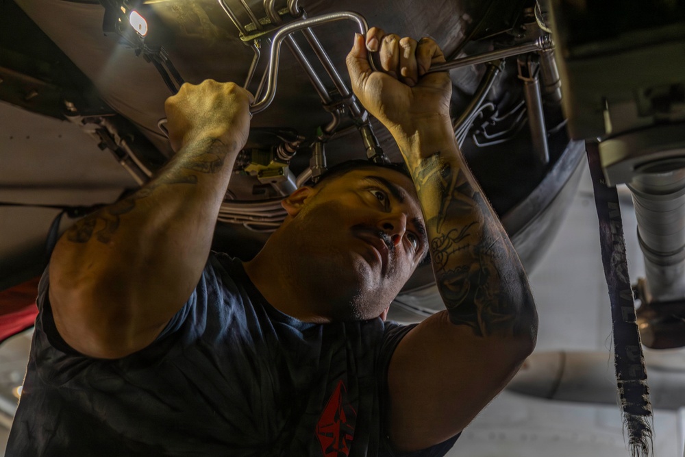 Abraham Lincoln Conducts Routine Aircraft Maintenance