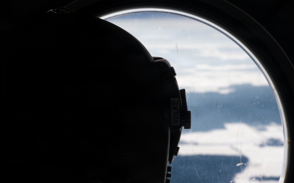 1-214th GSAB Aviators Maintain Readiness With CH‑47F Training Flight