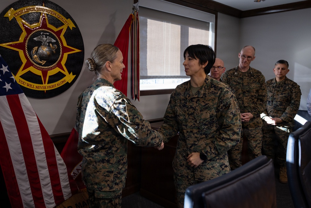 2nd MLG Commanding General Recognizes, Awards Marines