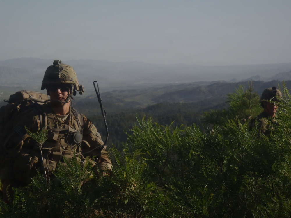 Platoon leader checks on patrol