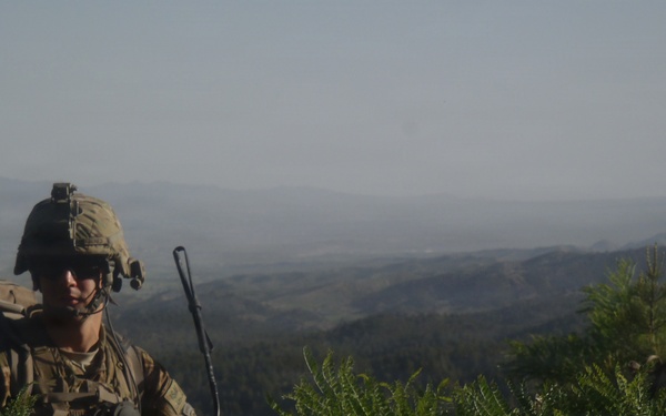 Platoon leader checks on patrol