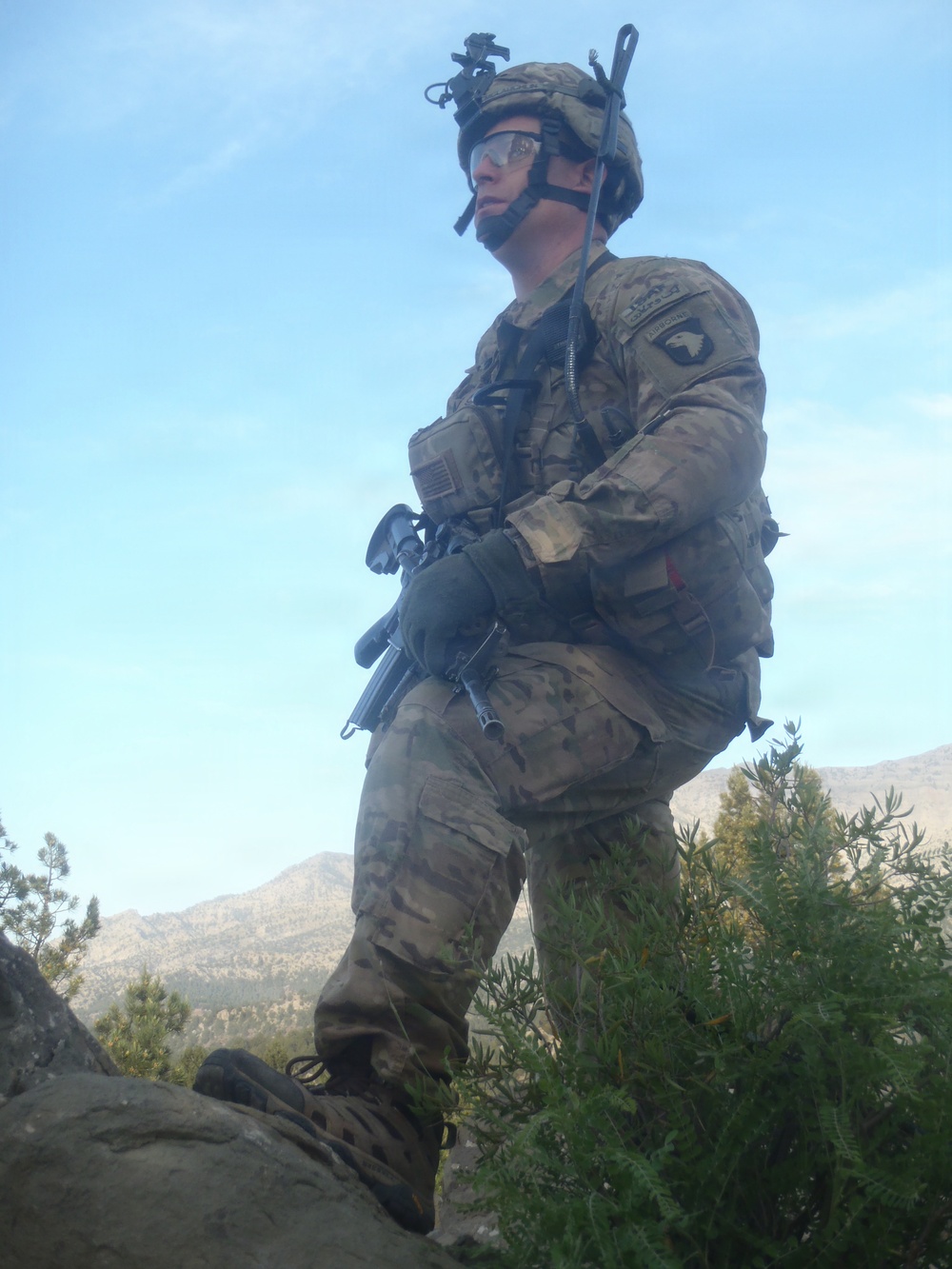 Soldiers scans the landscape