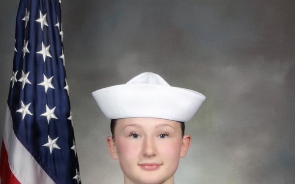 GREAT LAKES (NNS)– Seaman Ella English graduated as the top Sailor from Recruit Training Command (RTC) Great Lakes, earning the Military Excellence Award (MEA) Feb. 05, 2026.