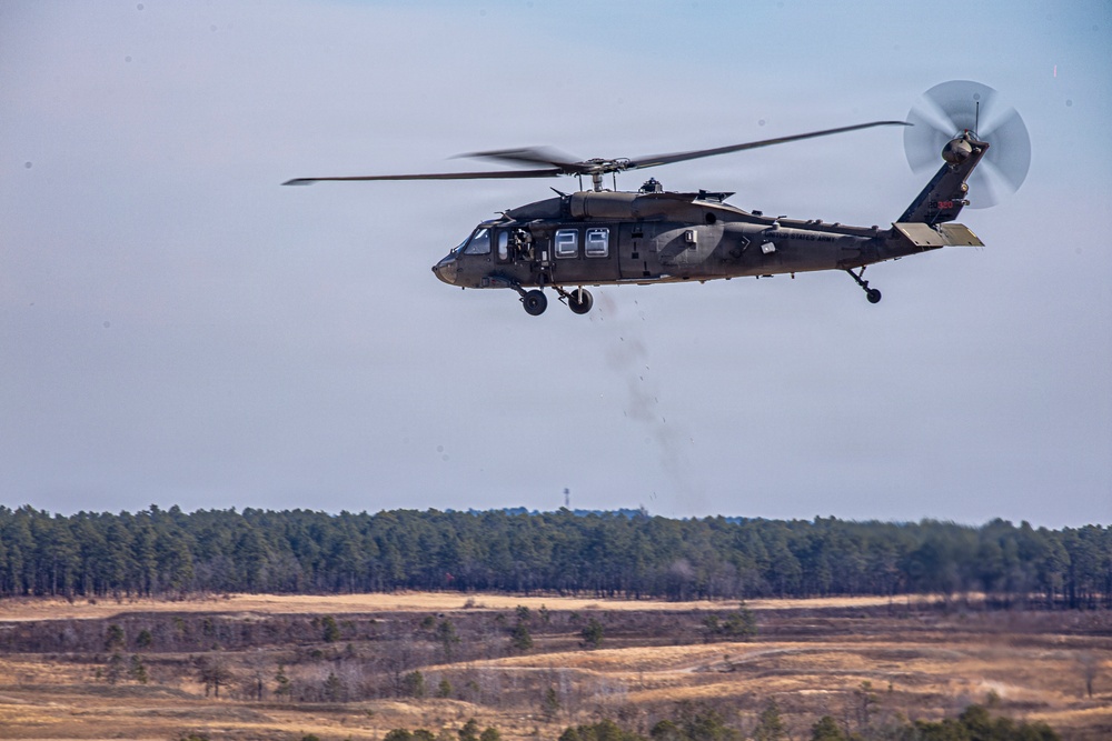 2-82 Assault Helicopter Battalion Aerial Gunnery, Free to fire