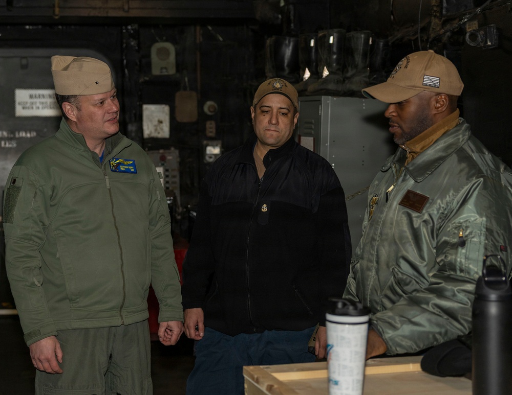 Kearsarge Hosts Tour For Rear Adm. Matthew J. Duffy