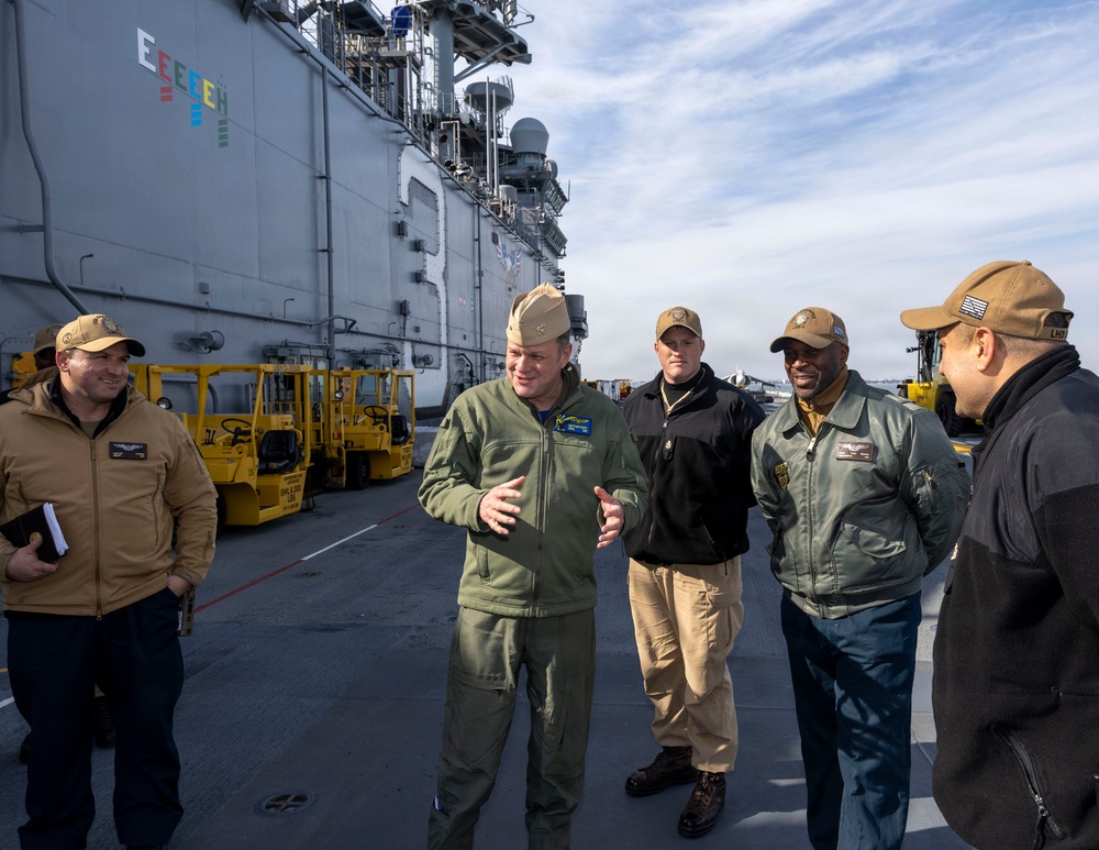 Kearsarge Hosts Tour For Rear Adm. Matthew J. Duffy