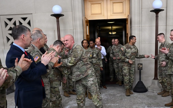 Vice Chief of Staff of the Army Gen. James J. Mingus Clap Out Ceremony