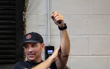 Giving the gift: Post turns out for blood drive