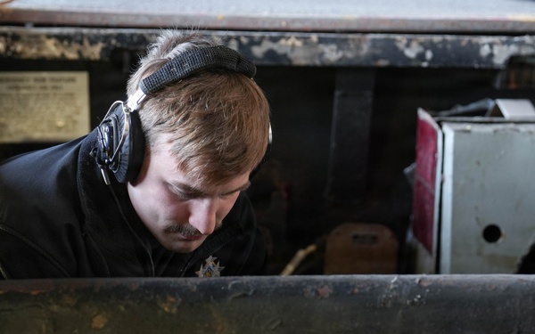 Ike Conducts Planned Incremental Availability maintenance period