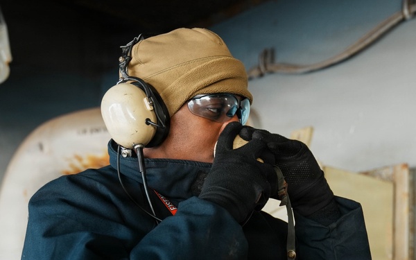 IKE conducts fuel onload