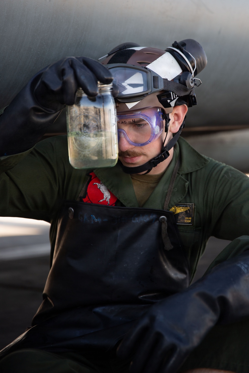 HMH-465 conduct maintenance