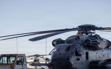 HMH-465 conduct maintenance