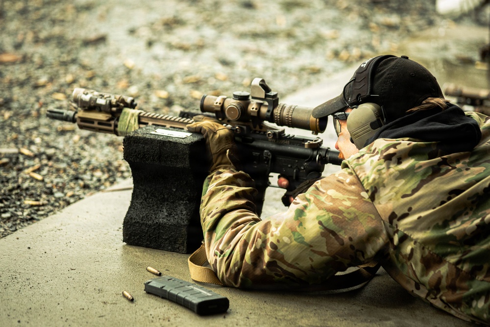 1SFG(A) Green Berets conduct combat marksmanship training
