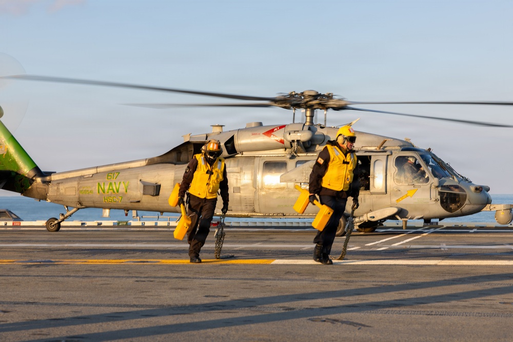 PCU John F. Kennedy Conducts First Ever Helicopter Landing