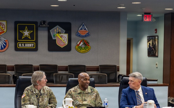 G6 visit highlights NETCOM modernization and defensive priorities