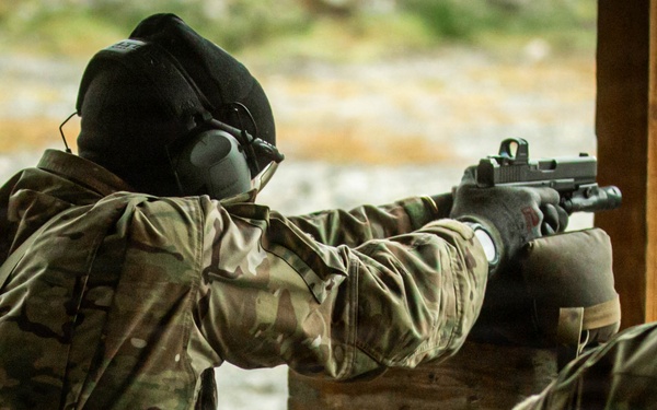 1SFG(A) Green Berets conduct combat marksmanship training