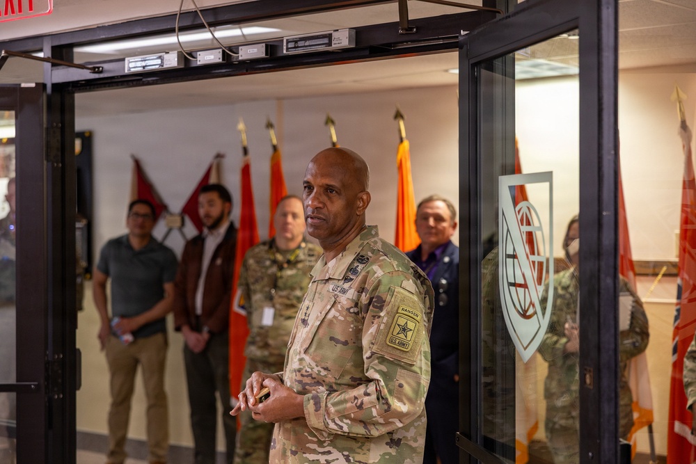 G6 visit highlights NETCOM modernization and defensive priorities