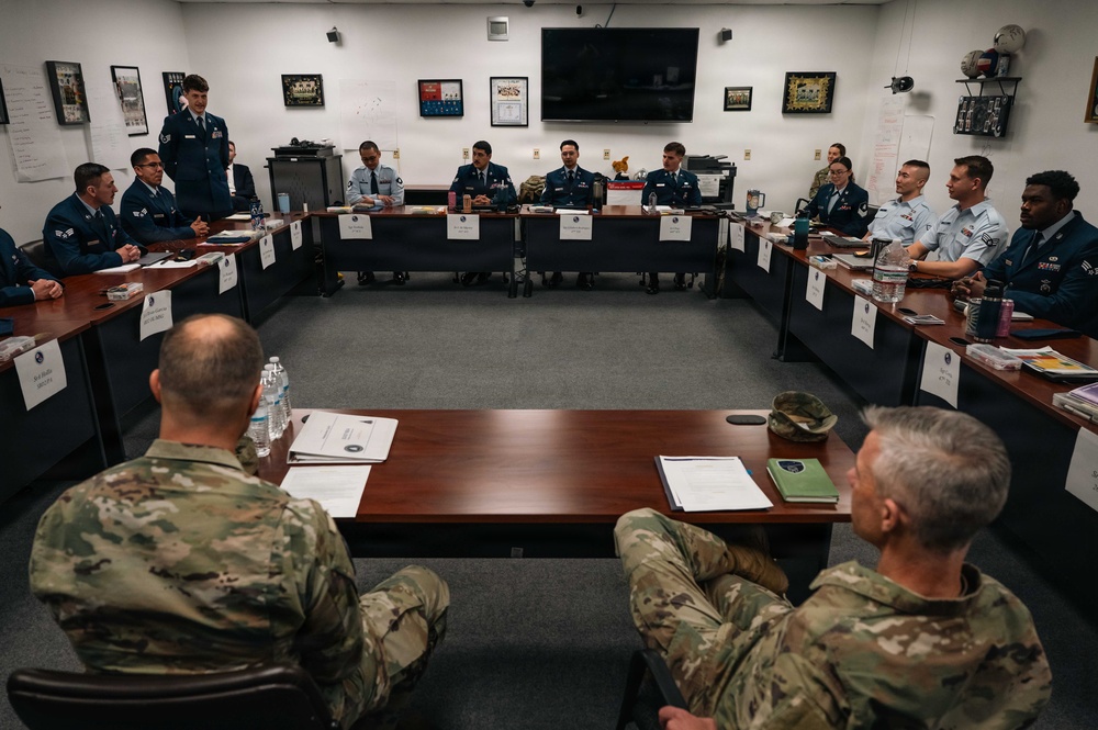 Maj. Gen. Slade Visits BSFB