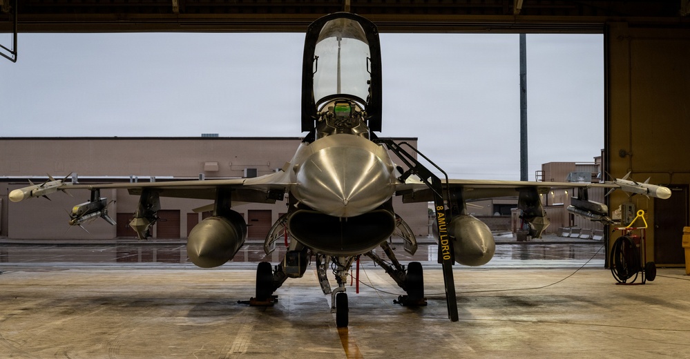 8th Fighter Squadron runs coordinated training with Luke AFB