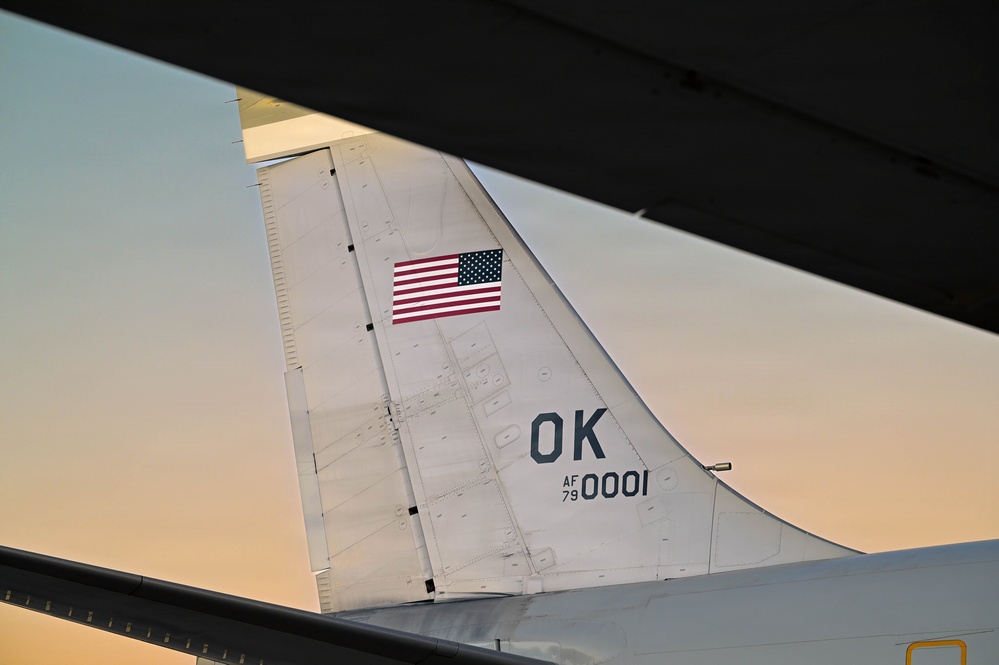 970th Airborne Air Control Squadron Conducts E-3 Surveillance Training